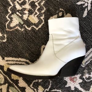 Zara White leather Pointed Toe Cowboy Booties